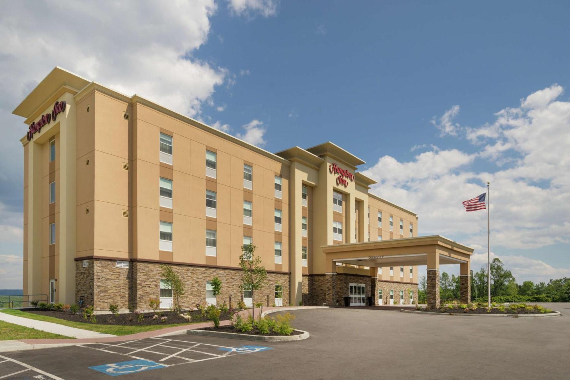 Hampton Inn By Hilton Oxford, Me Exterior foto