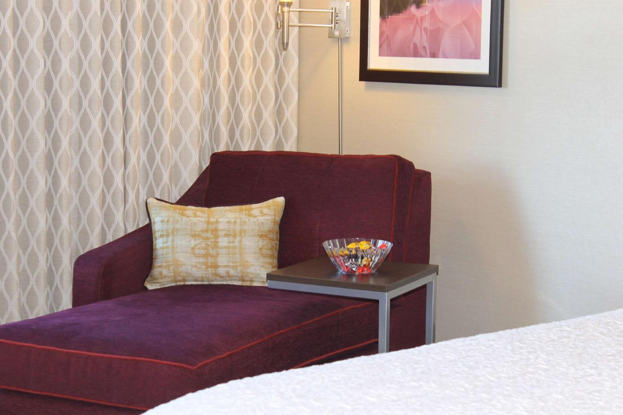 Hampton Inn By Hilton Oxford, Me Exterior foto